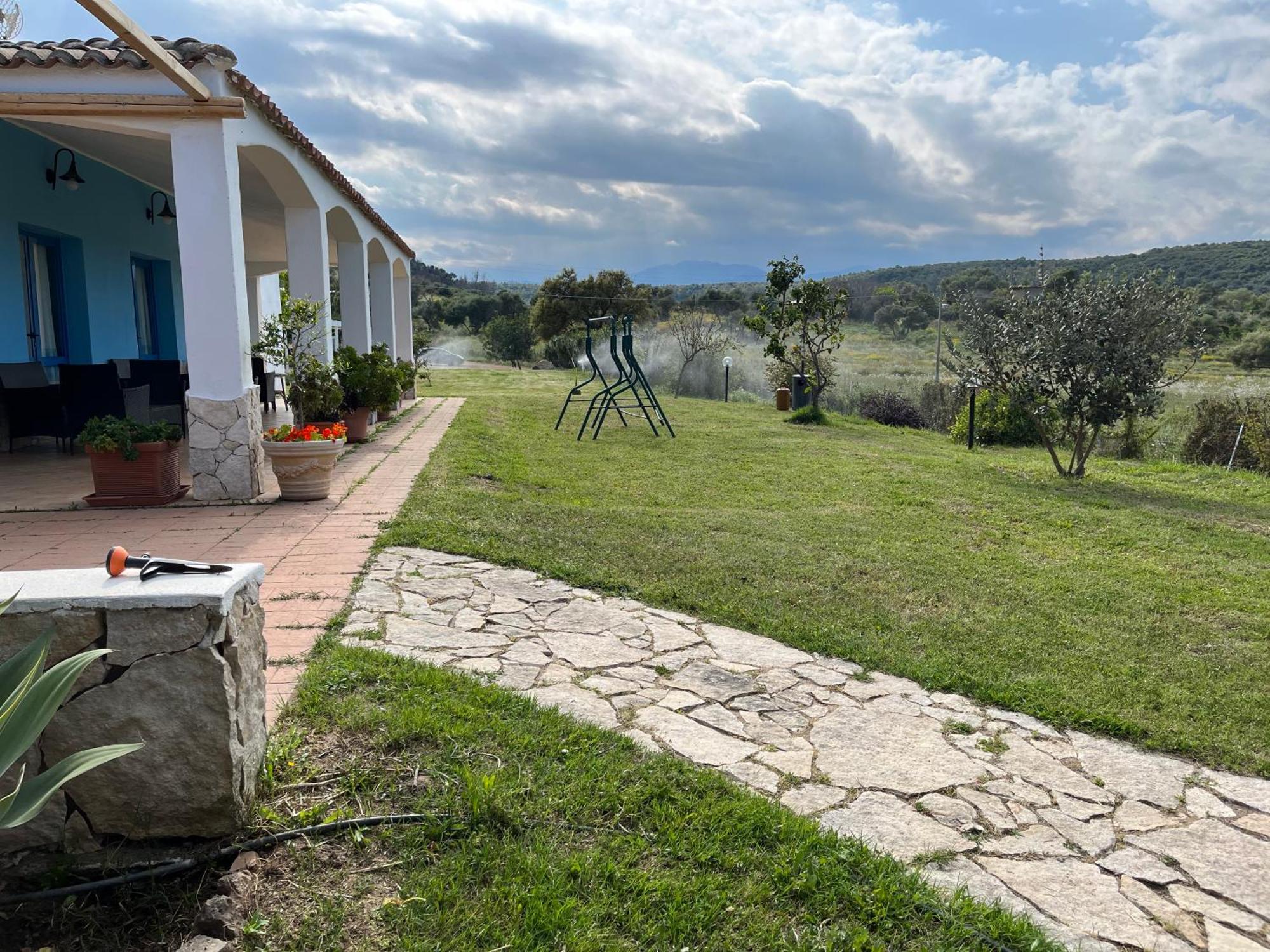 Hotel Baia Cea Bari Sardo Kültér fotó