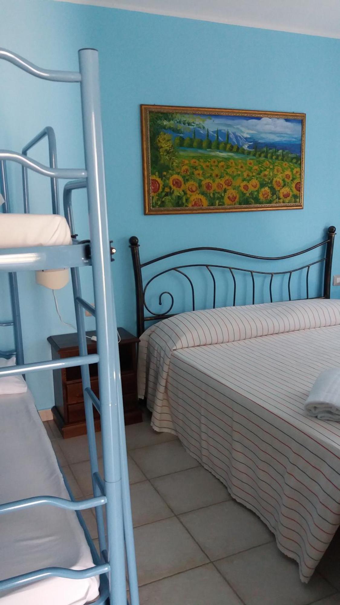 Hotel Baia Cea Bari Sardo Kültér fotó