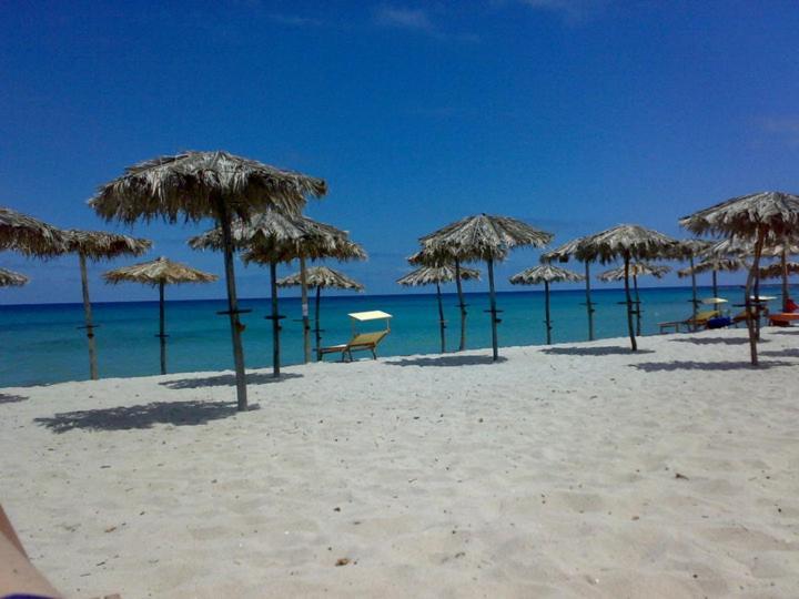 Hotel Baia Cea Bari Sardo Kültér fotó