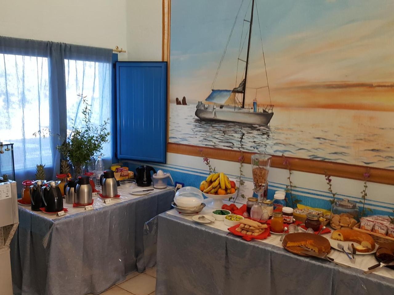 Hotel Baia Cea Bari Sardo Kültér fotó