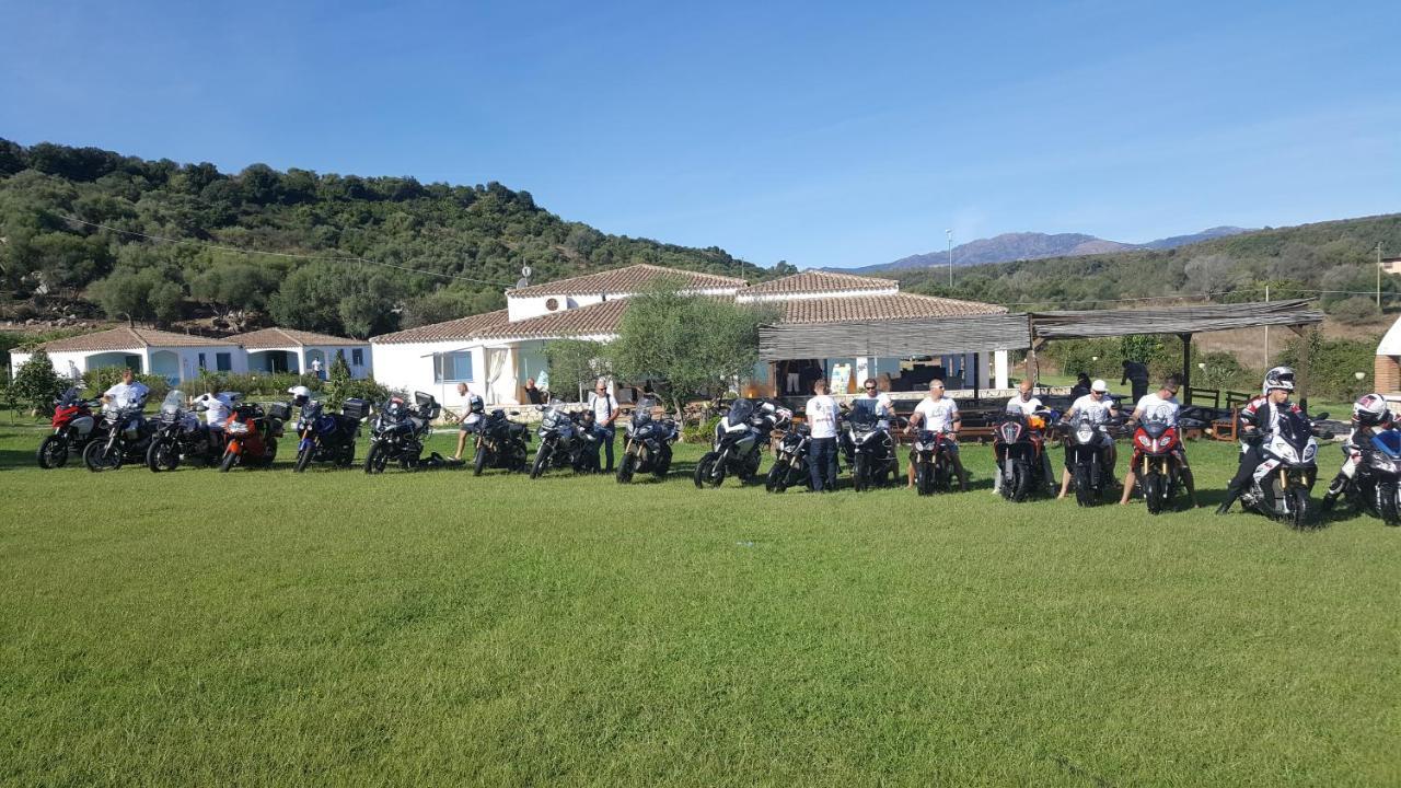 Hotel Baia Cea Bari Sardo Kültér fotó
